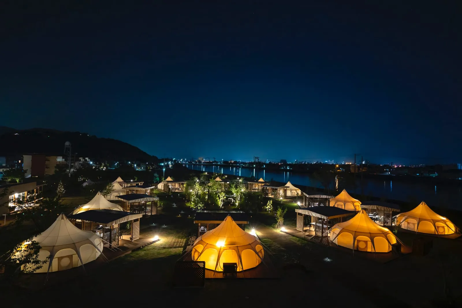 觀音寺親子飯店｜瀨戶內的海與遼闊沙灘