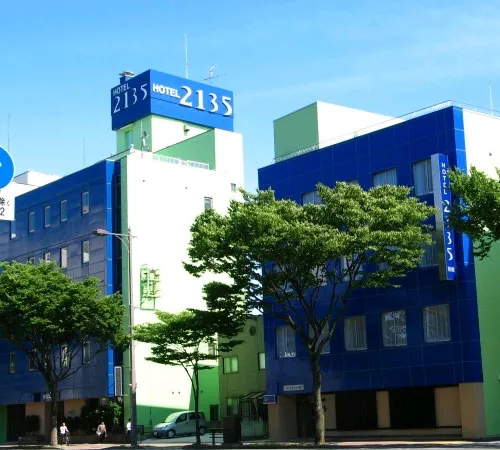 HOTEL 2135